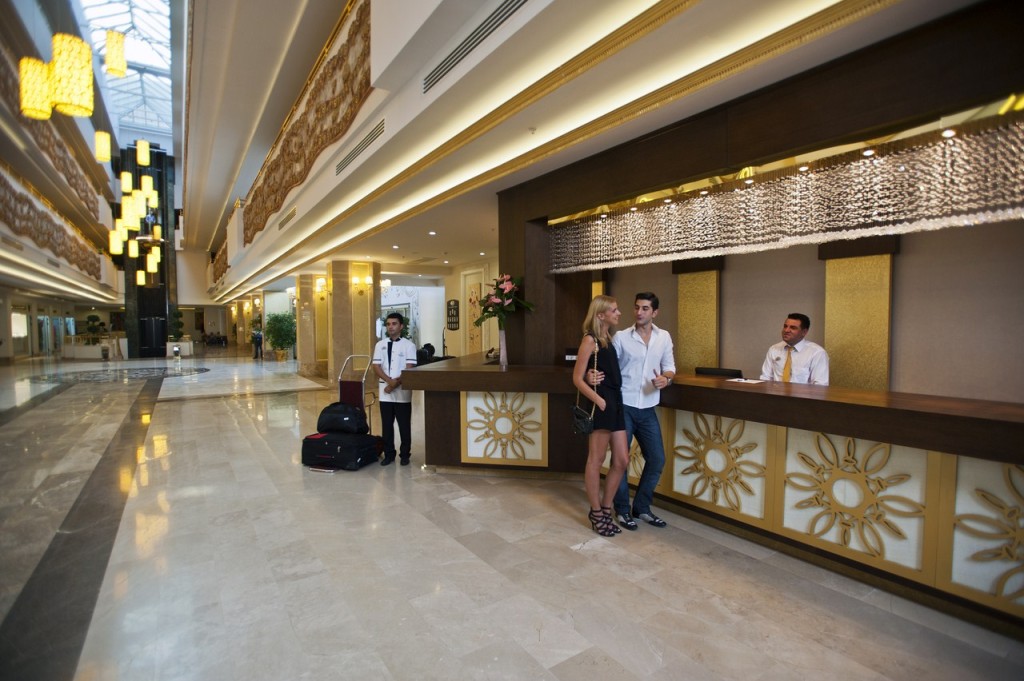 CRYSTAL-HOTELS11