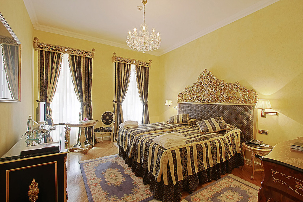117-deluxe-room-twin-1a-web-jpg